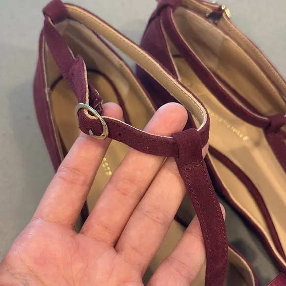 Anthropologie t strap suede burgundy strappy pointed toe flats size 8.5
