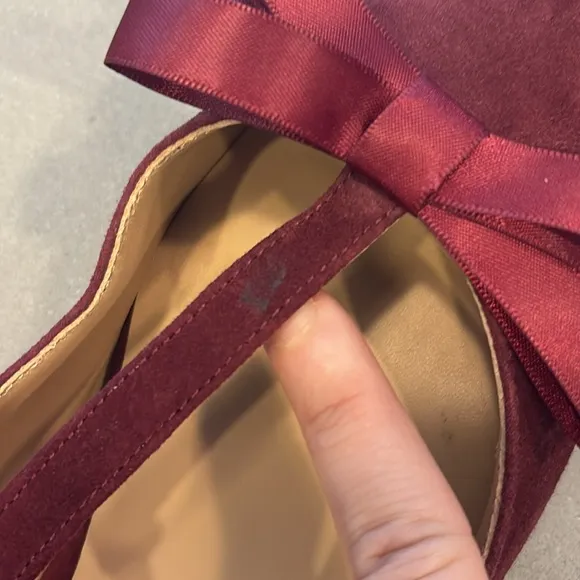 Anthropologie t strap suede burgundy strappy pointed toe flats size 8.5