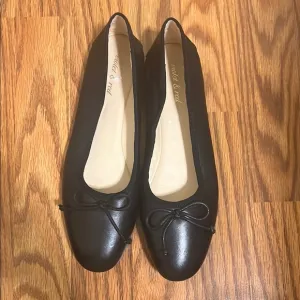 Anthropologie violet &amp; Red  Women's Black Ballet Flats size 9.5
