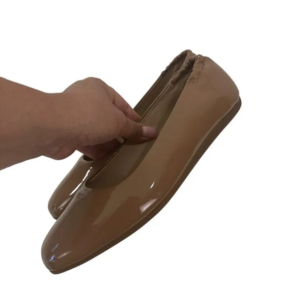 Antonio Melani Women Ballet Flats Tan Beige Patent Leather Size 7M Comfort Shoes
