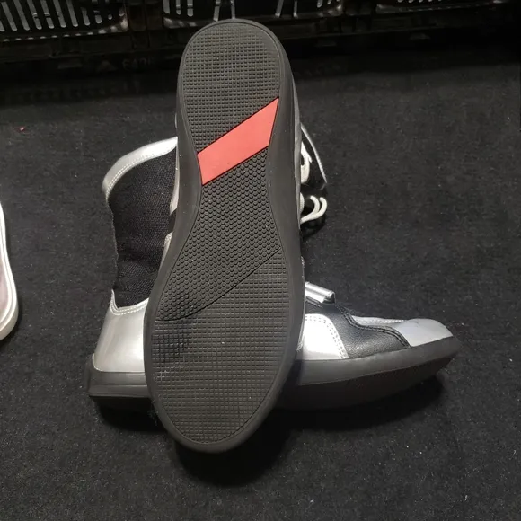 Apex size 6 ring side
