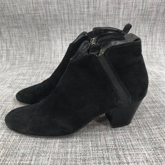 Aquatalia‎ Black Suede Side Zip Ankle Booties Boots Women’s US 7 Block Heel