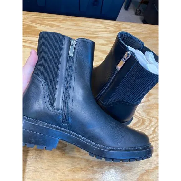 Aquatalia Chelsea Boots Women's 8.5 Triple Black Leather Side Zip Block Heel S24
