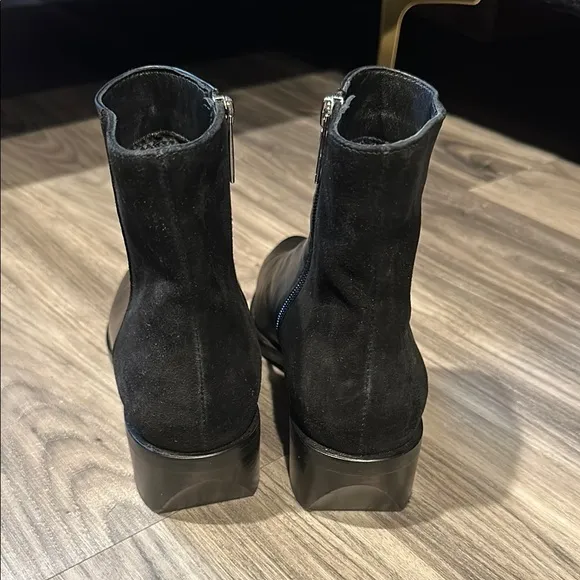 Aquatalia Leather Ankle Boots