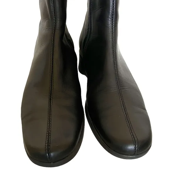 Aquatalia Weatherproof Ankle Boots In Black Leather Size 9