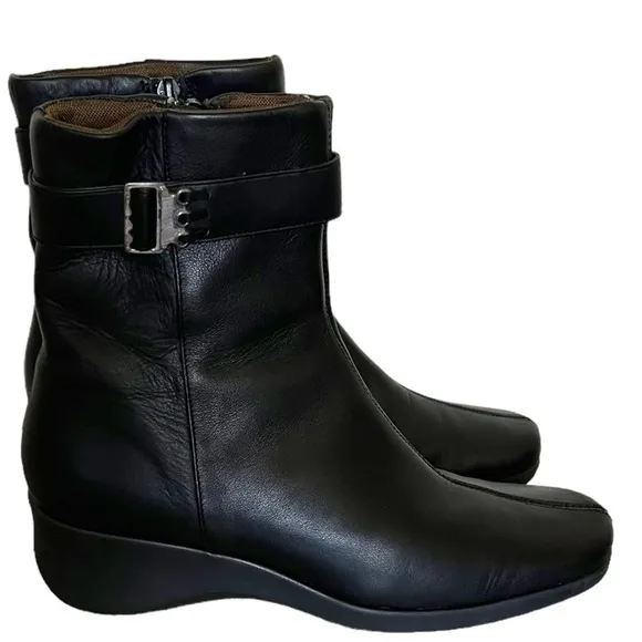 Aquatalia Weatherproof Ankle Boots In Black Leather Size 9