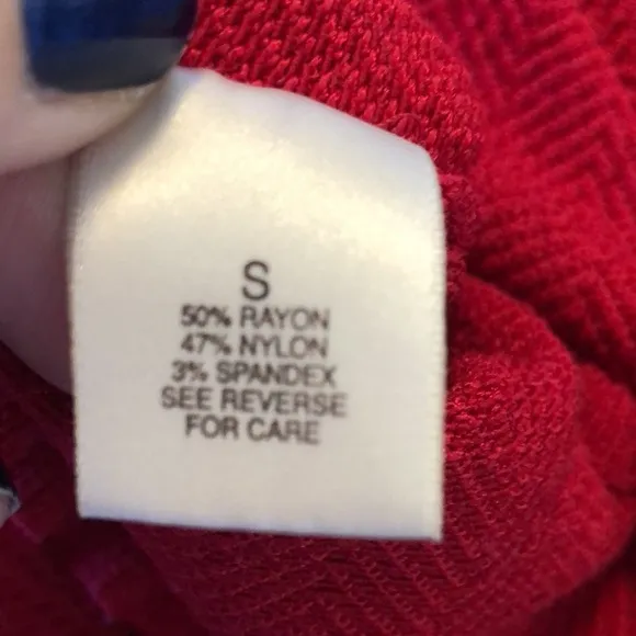 Arden B Red boat neck sweater dress with ruffle hem on sleeves &amp; hem Size Small