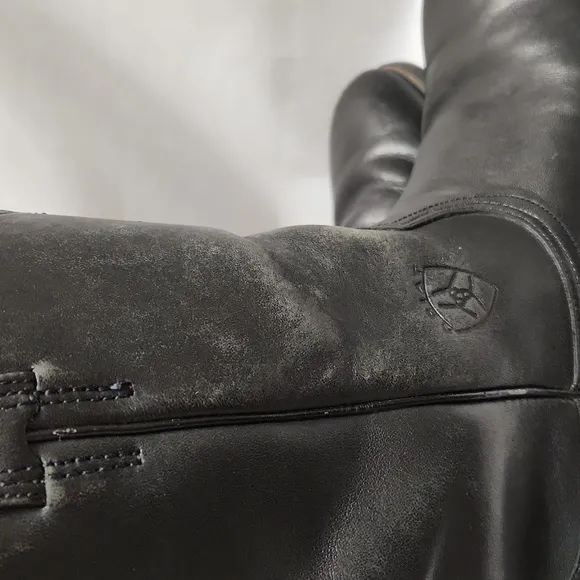 Ariat Heritage Roper Black Leather Western boots (m size 8D)