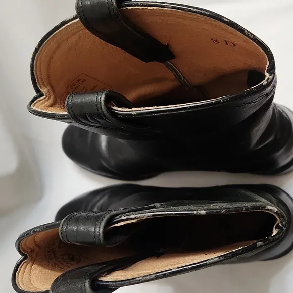 Ariat Heritage Roper Black Leather Western boots (m size 8D)