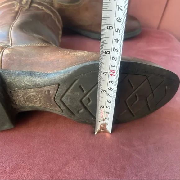 Ariat Men’s Brown Leather Western Boots size 12 D