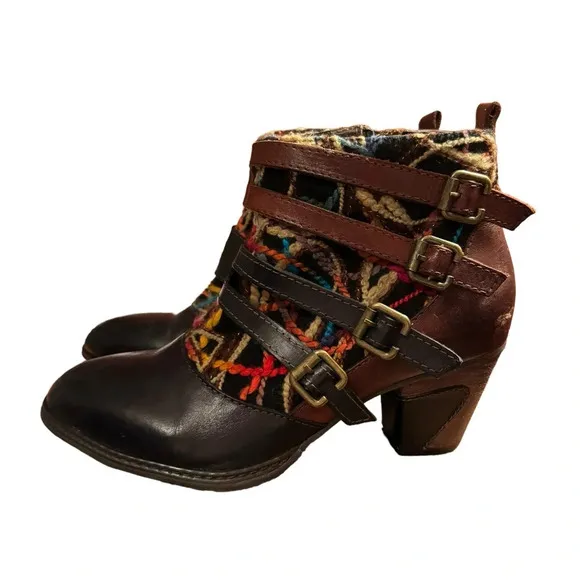 Artsy unique boots- L’Artiste by Spring Step multicolor booties 37