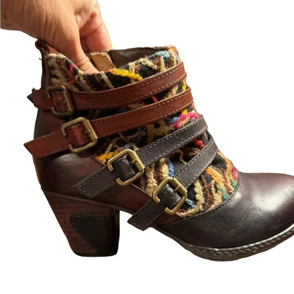 Artsy unique boots- L’Artiste by Spring Step multicolor booties 37