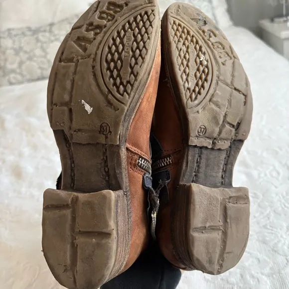 A.S. 98 Simon Brown Leather Studded Boots