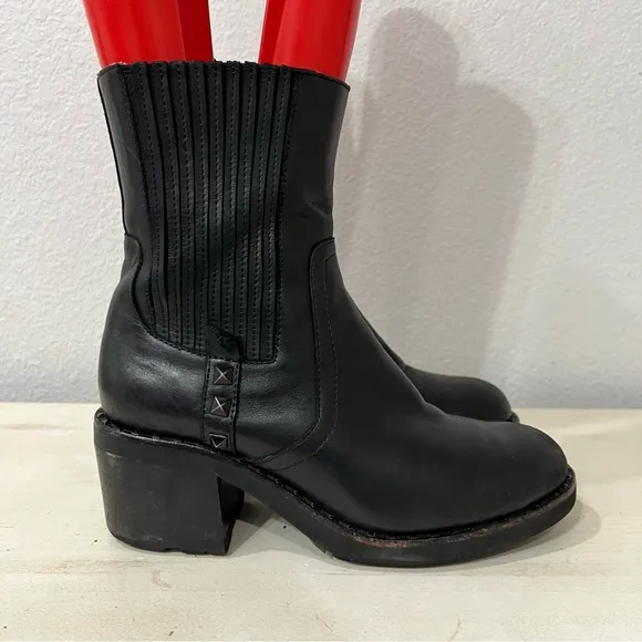 ASH Black Leather XOX Side Zip Boots