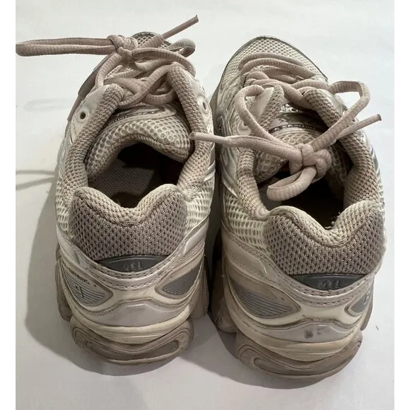 Asics Gel-Nimbus 9 Sneakers in Silver Cream