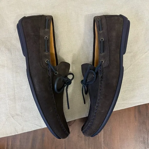 AUSTEN HELLER Driving Loafers Moccasin in Brown Suede w Navy Accents