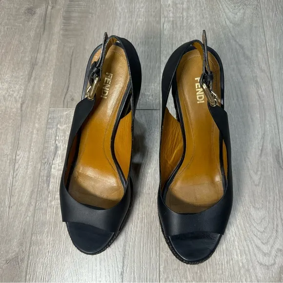 Authentic Fendi Leather Pequin Slingback Espadrille Wedges Size 39