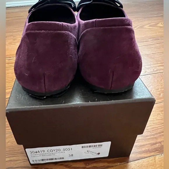 Authentic Gucci Viola Purple Suede Flats with Black Velvet Bow Size 38