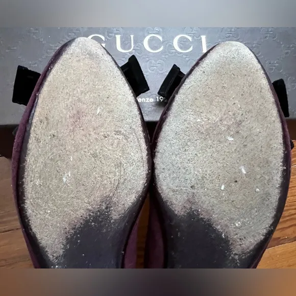 Authentic Gucci Viola Purple Suede Flats with Black Velvet Bow Size 38