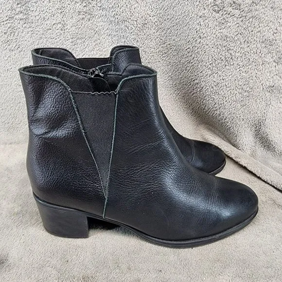 Avellini Shoes Womens Size EU 41 US 10.5 Black Leather Side Zip Ankle Boots