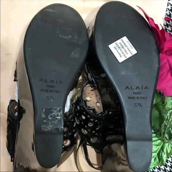 AZZEDINE ALAÏA Black Wedges 37.5