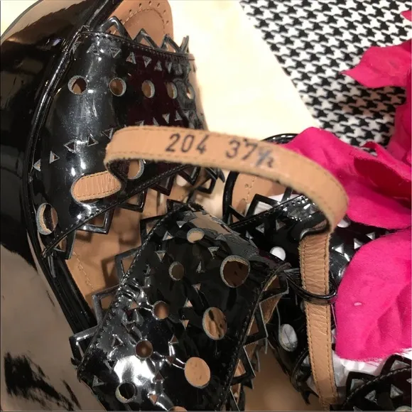 AZZEDINE ALAÏA Black Wedges 37.5