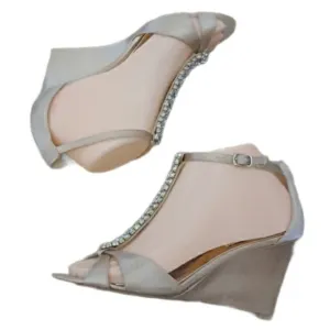 Badgley Mischka Beige Romance T Strap Rhinestone Sculpted Wedges