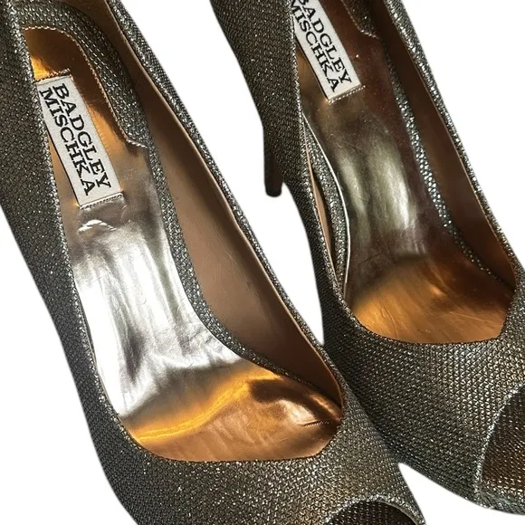 Badgley Mischka Lust Metallic Stiletto Pump Peep Toe - Women’s 10. Wedding ready