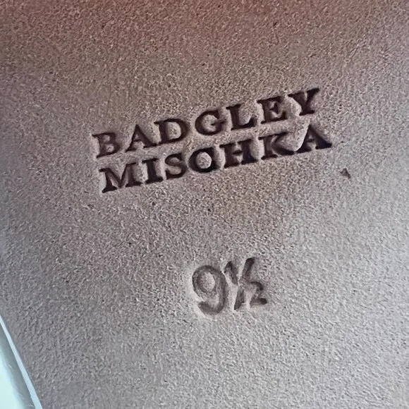 Badgley Mischka Size 9.5 Ivory Satin Jeweled Wedges Dress Sandals Heels Shoes