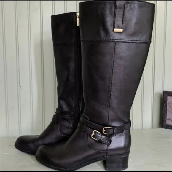 Bandolino Carlotta Wide Calf Leather Boots Buckle Straps Side Zip Black 6.5 NWOT