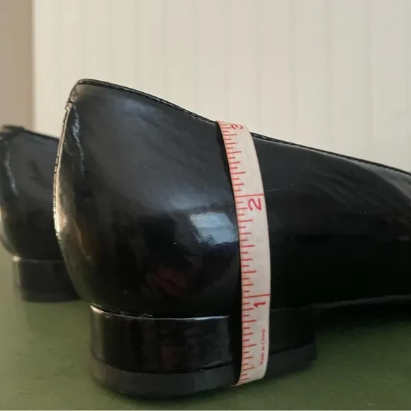 Beautifeel Patent Leather Flats/Low Heels w Buckle Deco
