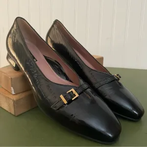 Beautifeel Patent Leather Flats/Low Heels w Buckle Deco