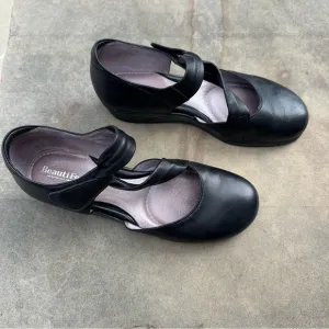 BeautiFeel Pleasure Black Leather Mary Janes Flats Comfort Shoes SZ 38 US 7.5-8