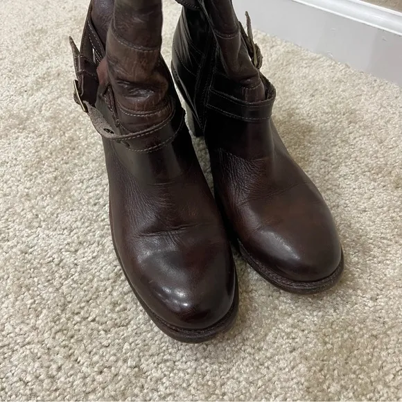 BED STU Benchmade Distressed Brown Leather Boots Cobbler Series Size 10 side zip