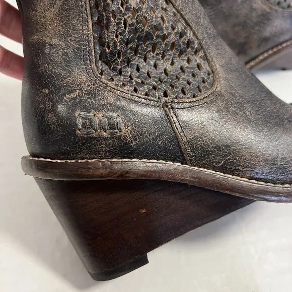 Bed stu Sz 6.5 Countess Perforated Bootie Distressed Leather Wedge Boots