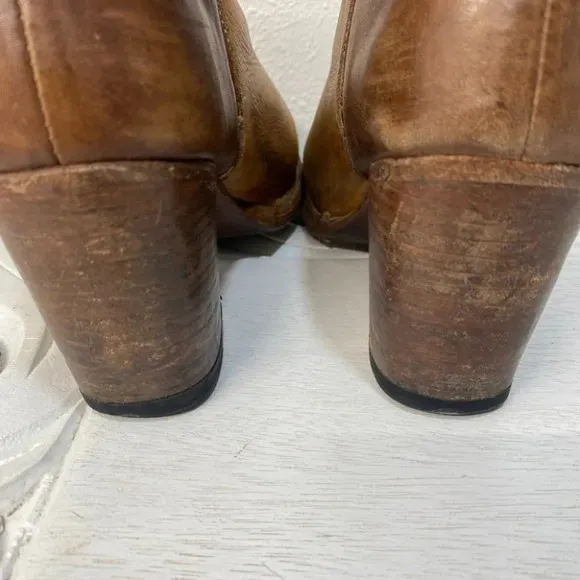 Bed Stu Womens Yell US Size 7 Leather Ankle Boots Brown Two Toned Side Zip
