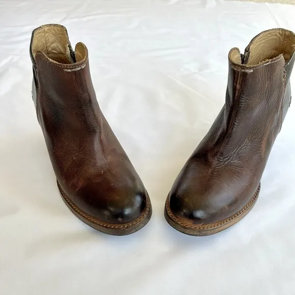 Bed Stu Yell Bootie Women Size 10 Leather Ankle Boot Brown Two Toned Side Zip
