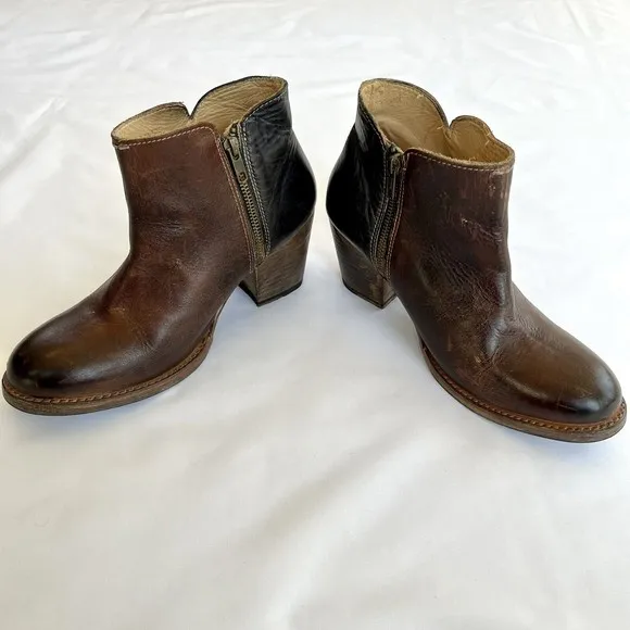 Bed Stu Yell Bootie Women Size 10 Leather Ankle Boot Brown Two Toned Side Zip