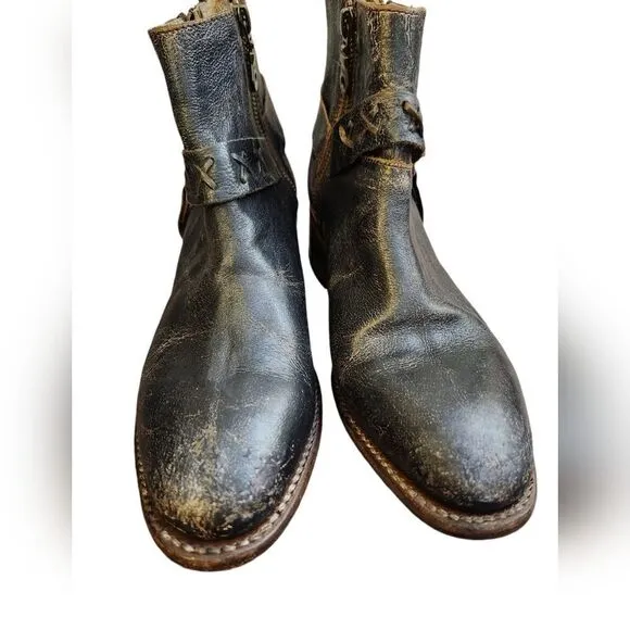 Bedstu Winslet distressed black engineer harness ankle boots Size 7