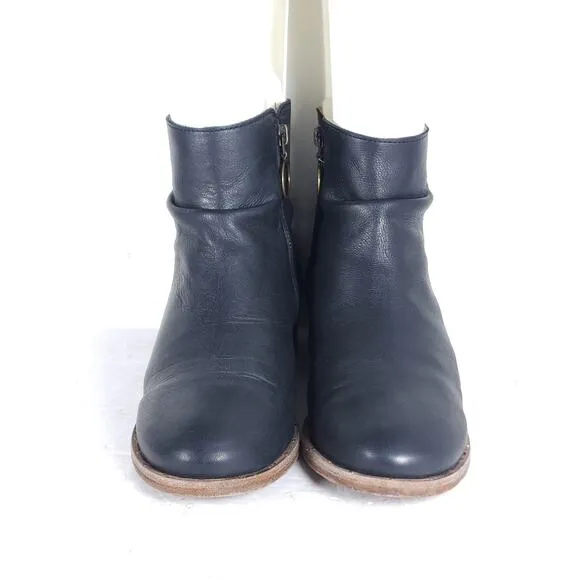 Beek Women's Quail US9 Black Leather Handmade Side Zip Ankle Booties Boots