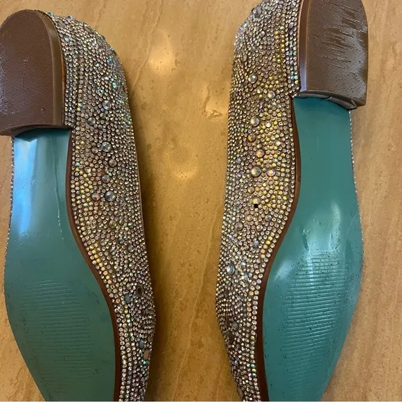 Betsey Johnson Silver Rainbow Rhinestone Pointed Toe Studded Flats Size 8.5