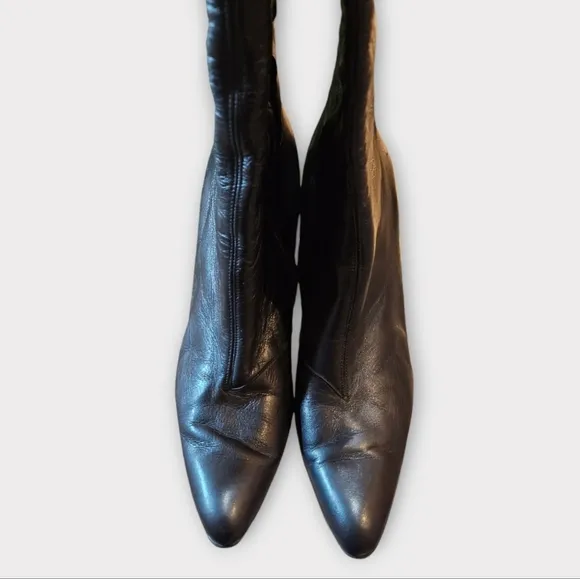 Betsey Johnson ULTRA Line Vintage Leather Knee High Side Zip Heeled Boots