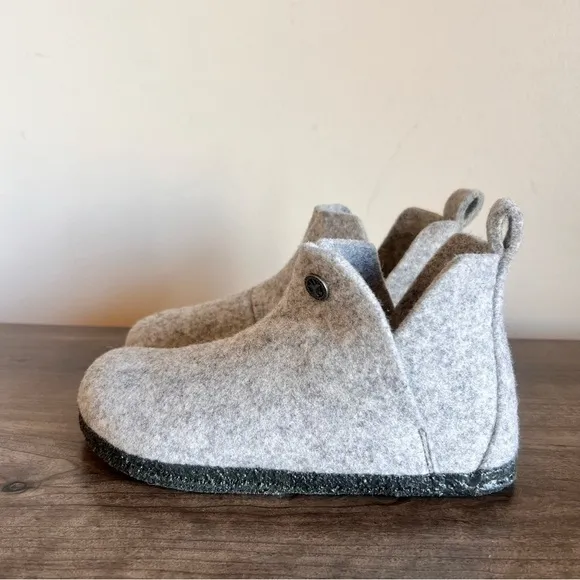 Birkenstock Andermatt Shearling Youth Slip On Shoe Size 33 aka 2-3 SKU#243164