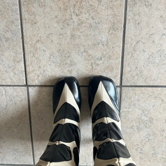 Black and Cream Faux Leather Knee High Calf Print Boots, Never Worn, sz 43