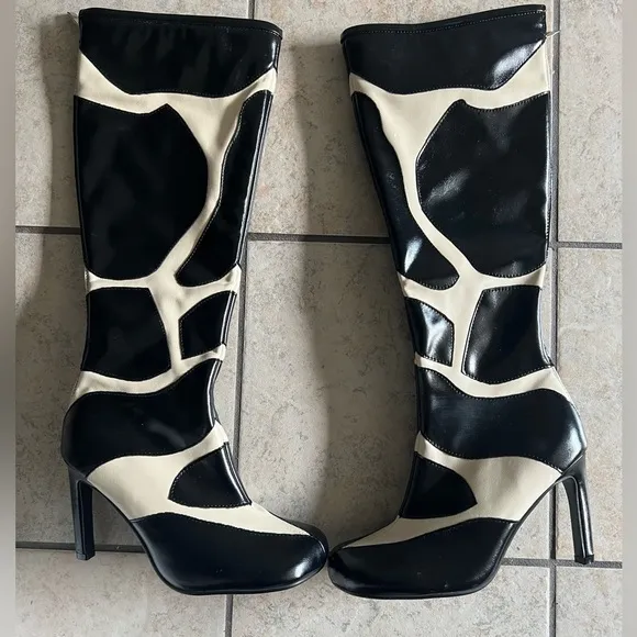 Black and Cream Faux Leather Knee High Calf Print Boots, Never Worn, sz 43