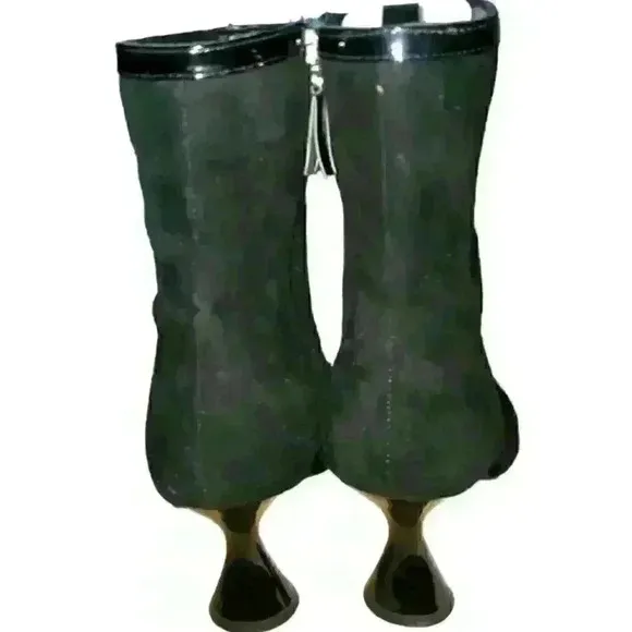 Black Boots faux suede and patent leather sz 10