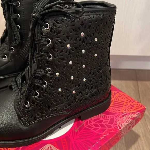 Black sparkly stone boots