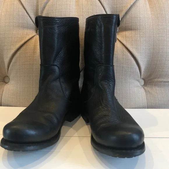 BLACKSTONE Vibram women’s Leather Boots.