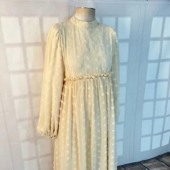 Bliss Hijab NWT ivory EVA MAXI DRESS - EMBOSSED DOTS size 40 or large