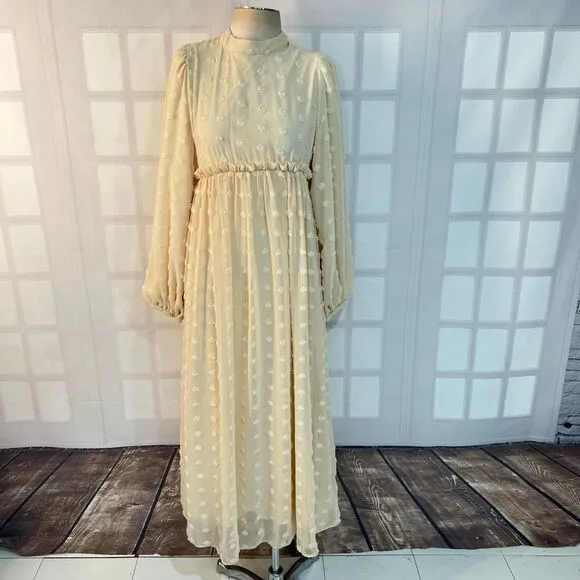 Bliss Hijab NWT ivory EVA MAXI DRESS - EMBOSSED DOTS size 40 or large